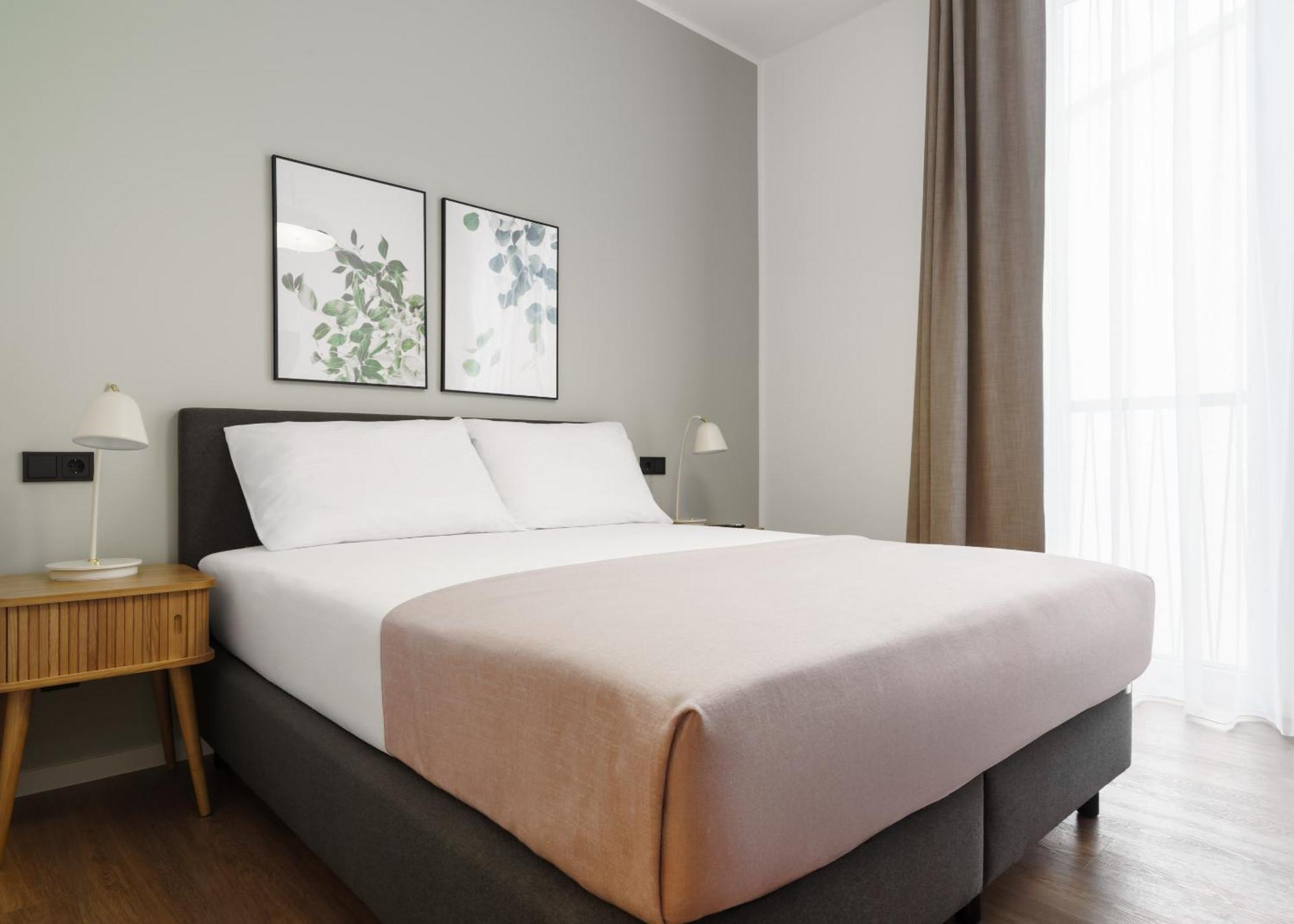 Limehome Sybelstr Appartement Berlijn
