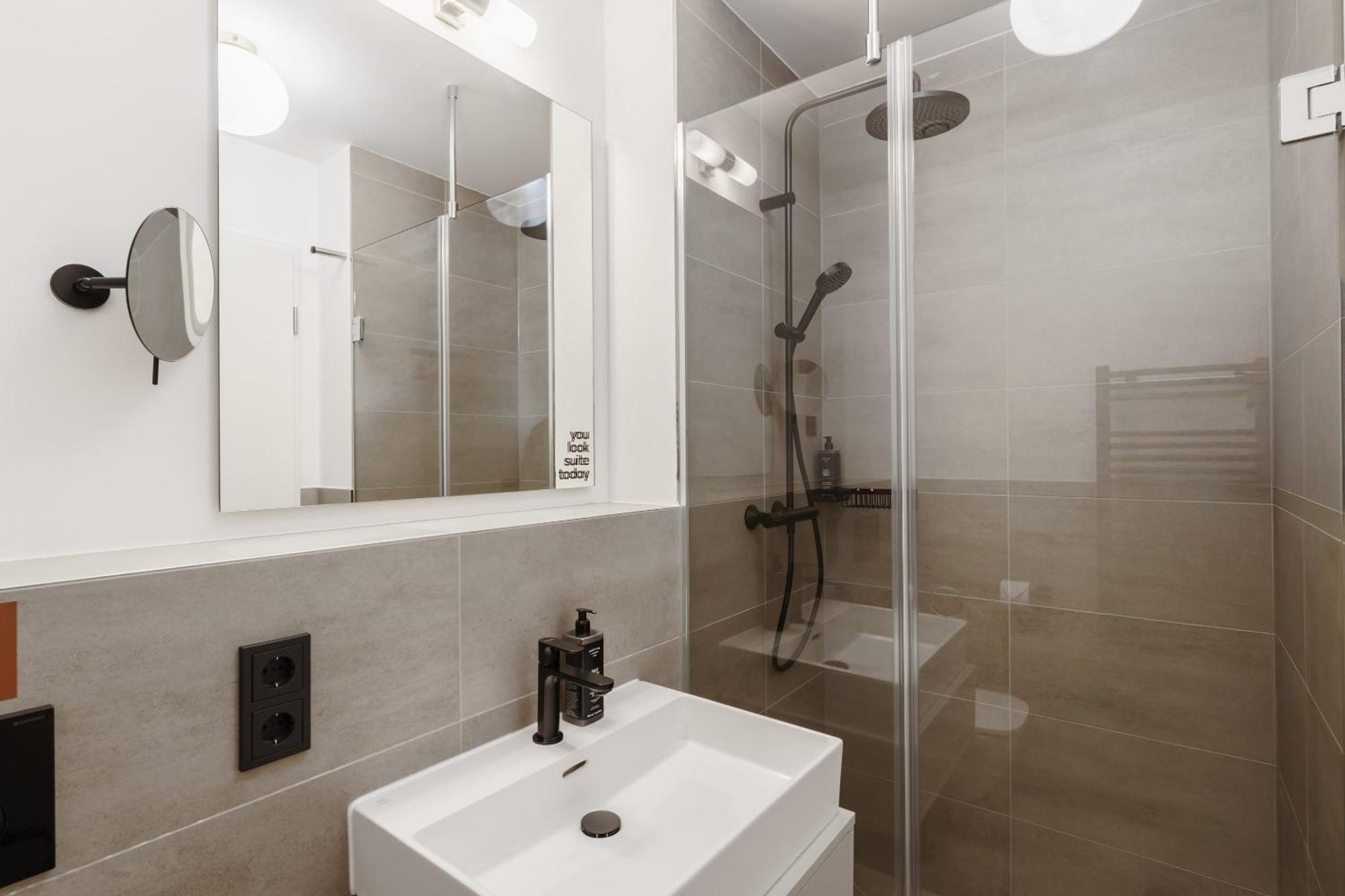 Limehome Sybelstr * Berlin