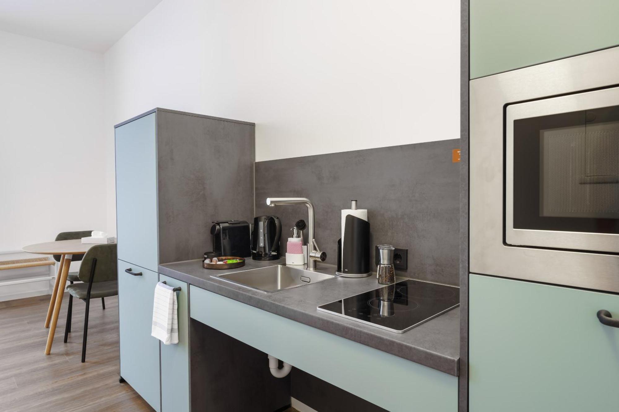 Limehome Sybelstr *